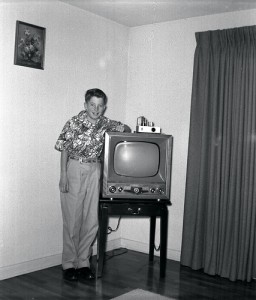 Early 1950s Television Set 1950s television set